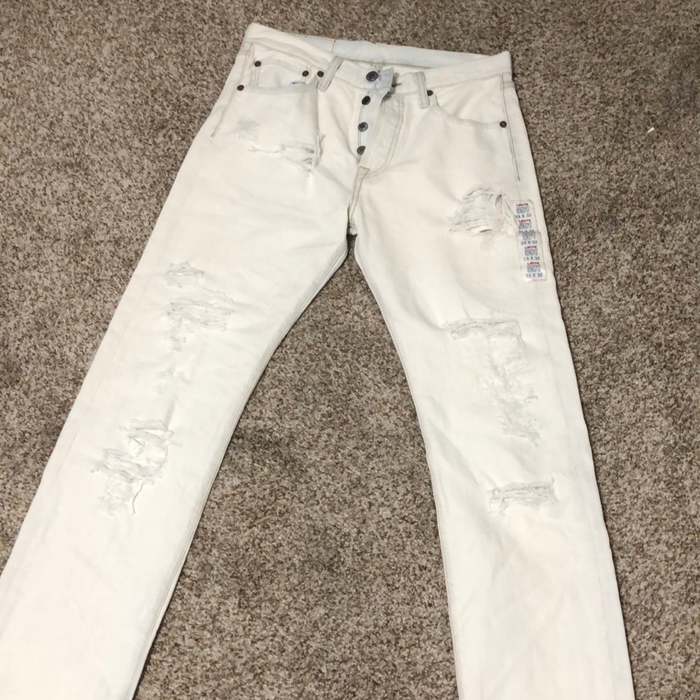 Levi’s 501 white jeans